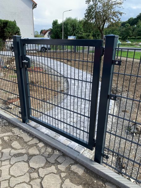Gartentor mit Pfosten Gartentor in anthrazit